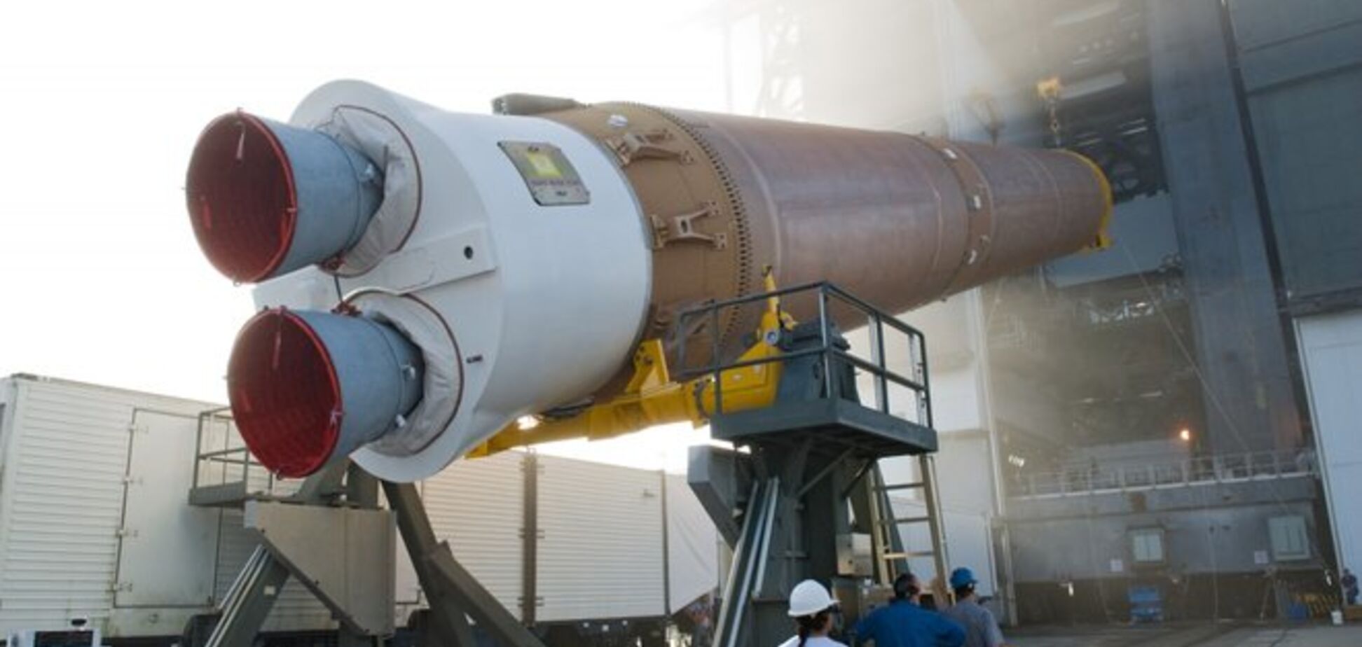 США продолжают вливать миллионы в ВПК России – западные СМИ