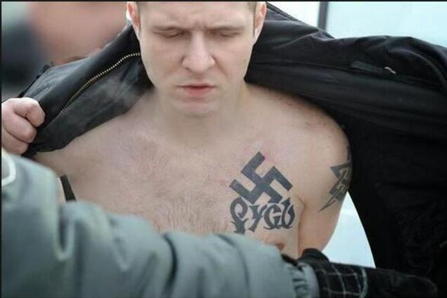 'Нет Путина - нет России': есть ли в РФ 'кремлевский фашизм'