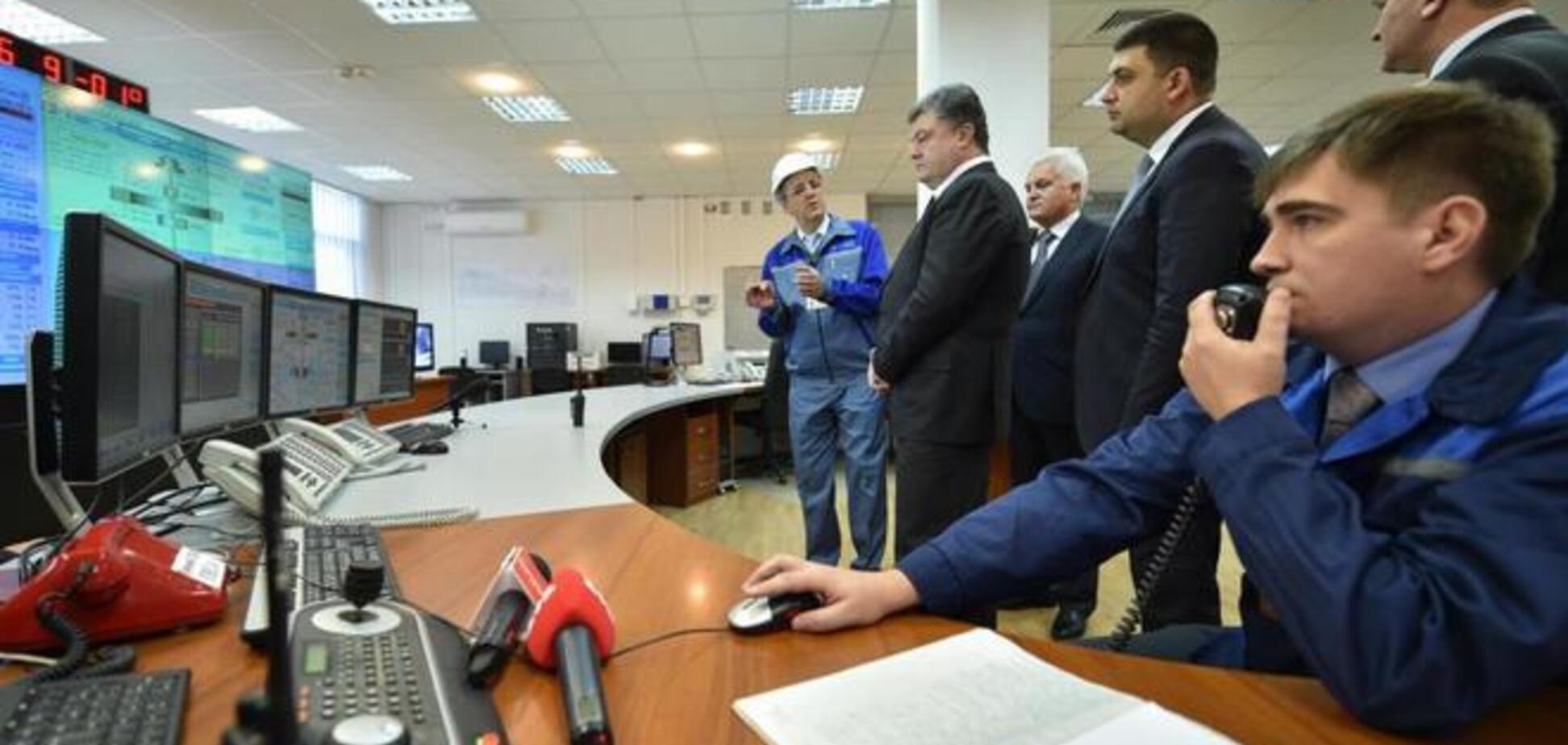 Порошенко запустил два гидроагрегата Днестровской ГАЭС