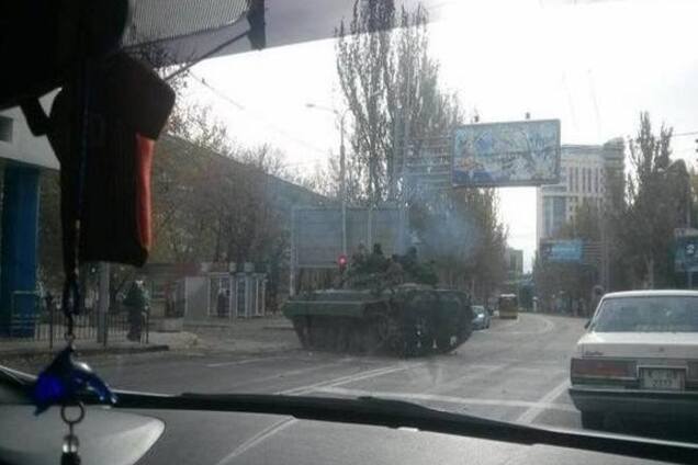 У Київському районі Донецька закриваються офіси і підприємства, співробітники розходяться по домівках - очевидці