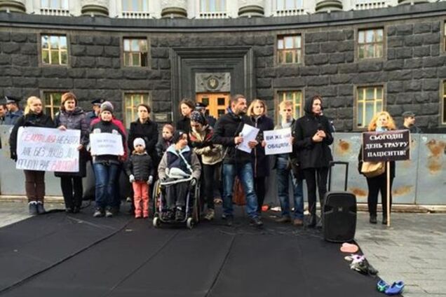 Волонтери розповіли про зловживання Богатирьової, за які її могли оголосити в розшук