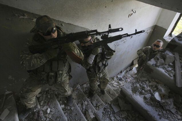 В Донецке всю ночь обстреливали жилые районы и неудачно штурмовали аэропорт