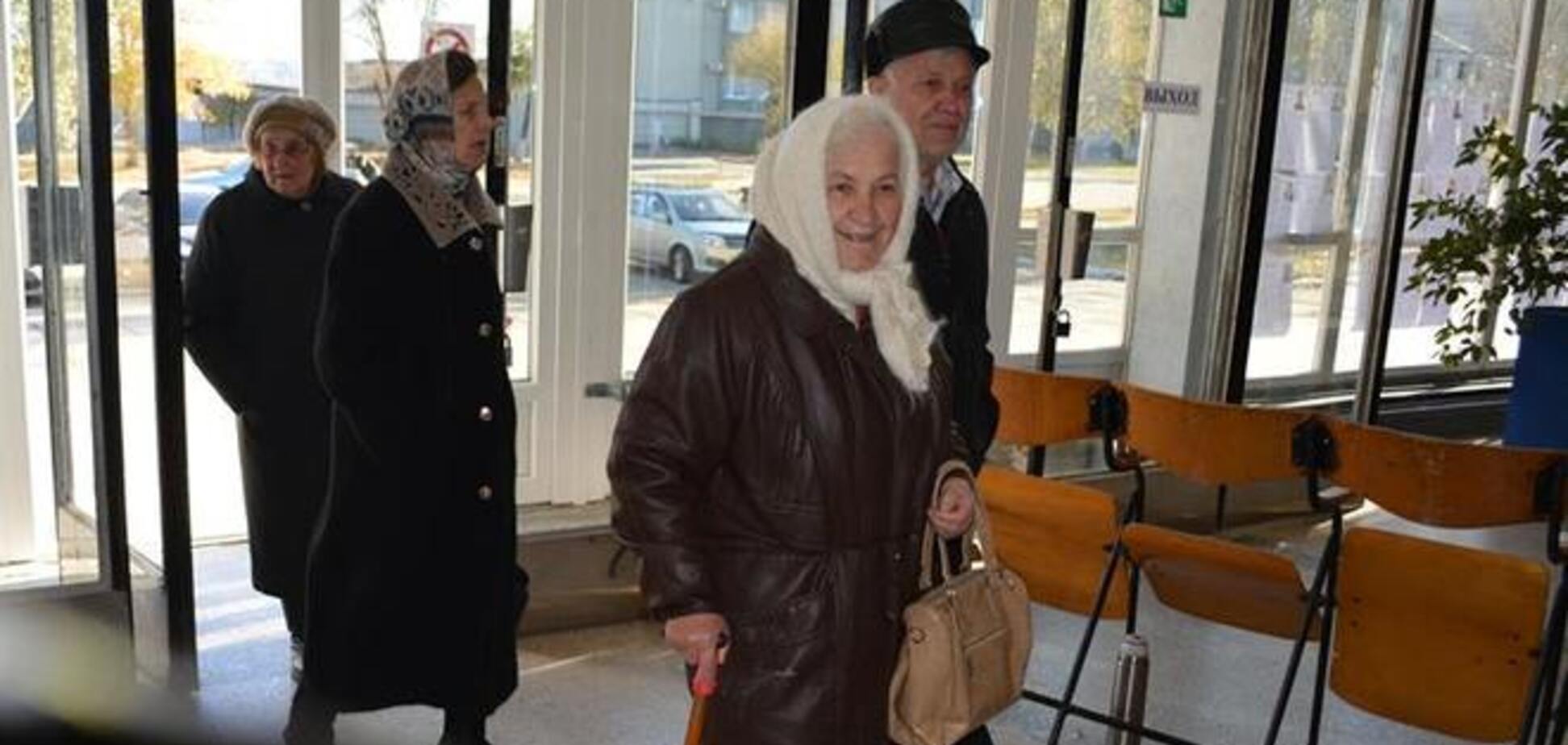 На Луганщине на 12.00 проголосовало 12,2% избирателей