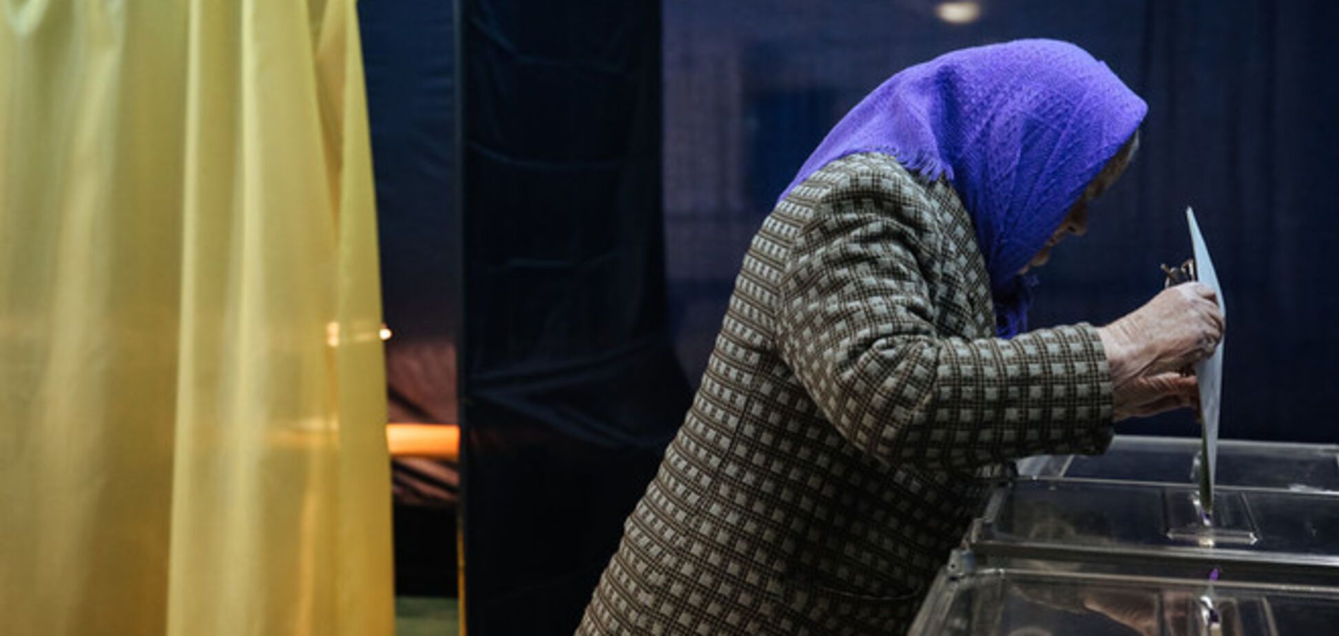 Выборы-2014: на Киевщине бабушка пошла с бюллетенями на базар за капустой, а потом пыталась проголосовать на чужом участке