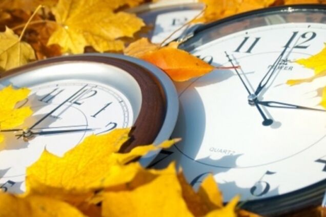 Украина перешла на зимнее время