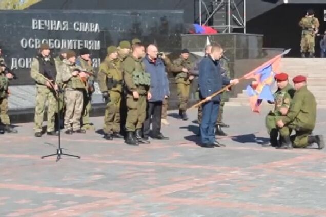 В Донецке боевики 'ДНР' провели парад