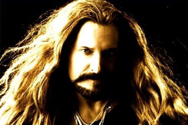 Джигурда показал фото дочери и похвастался, что он для нее бог и царь