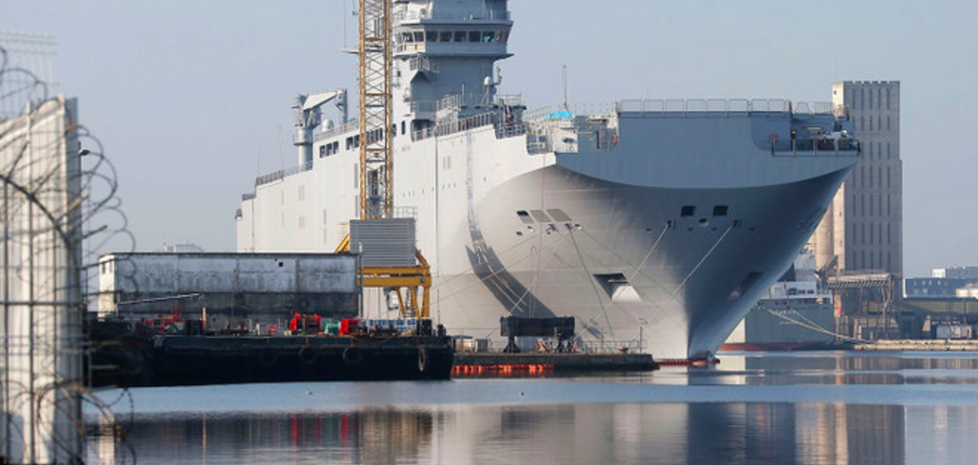 Стала известна дата поставки первого вертолетоносца 'Мистраль' России