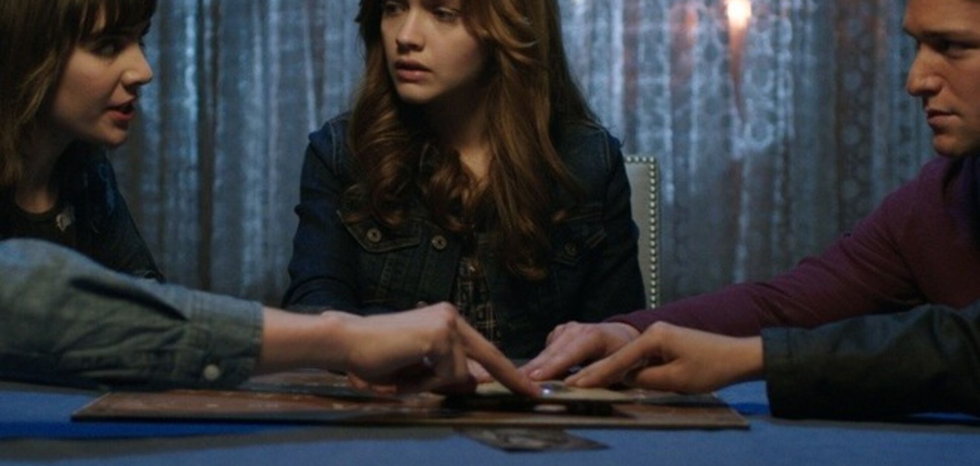 Прокат возглавил ужастик про спиритическую доску