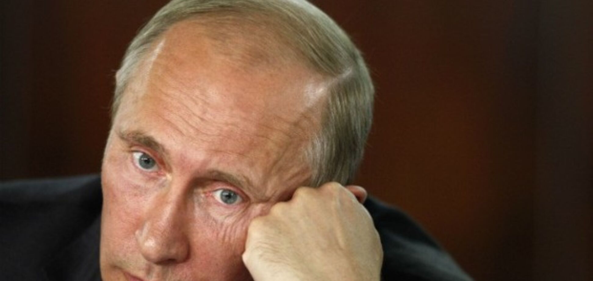 Рейтинг Путина начал снижаться впервые с начала года 