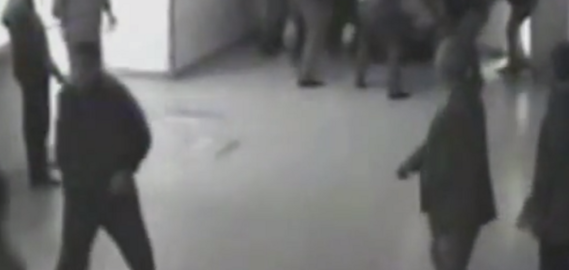 Россияне растерзали невиновного раненого прямо в больнице: опубликовано видео