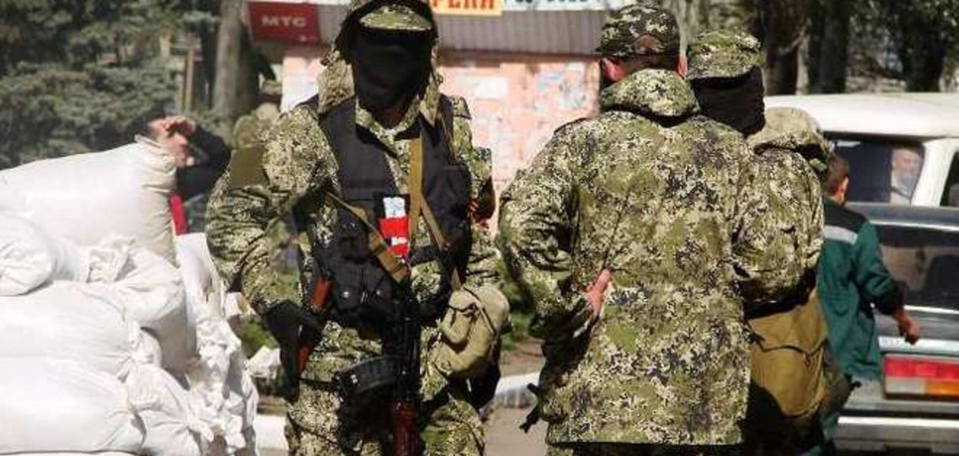 'Власти' Крыма активно поддерживают боевиков 'ДНР' людьми и оружием