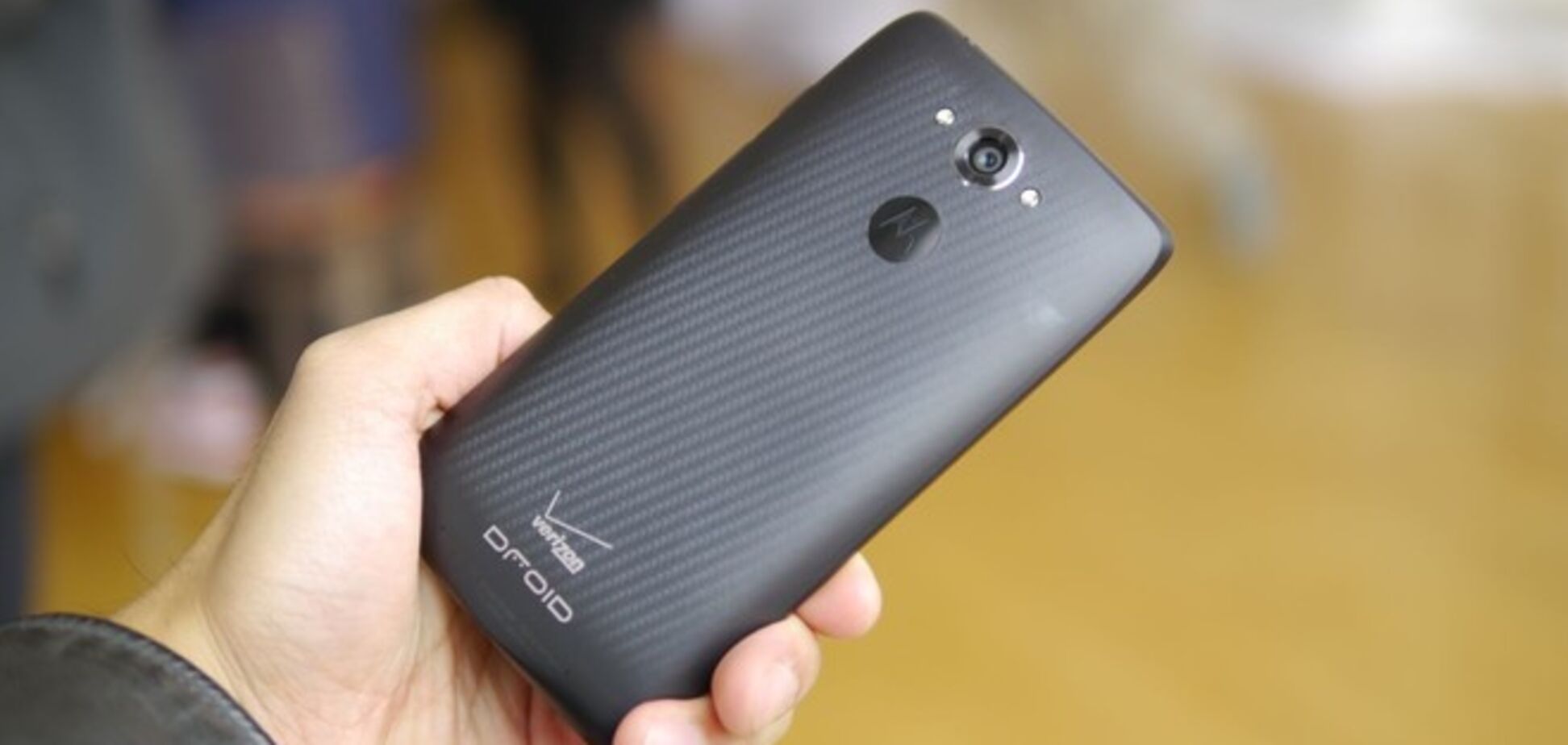 Motorola выпустила турбо-смартфон: топовое железо и начинка