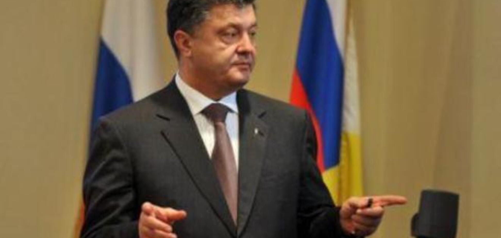 Порошенко уверен в победе своей партии и призвал быстро создавать коалицию вокруг нее