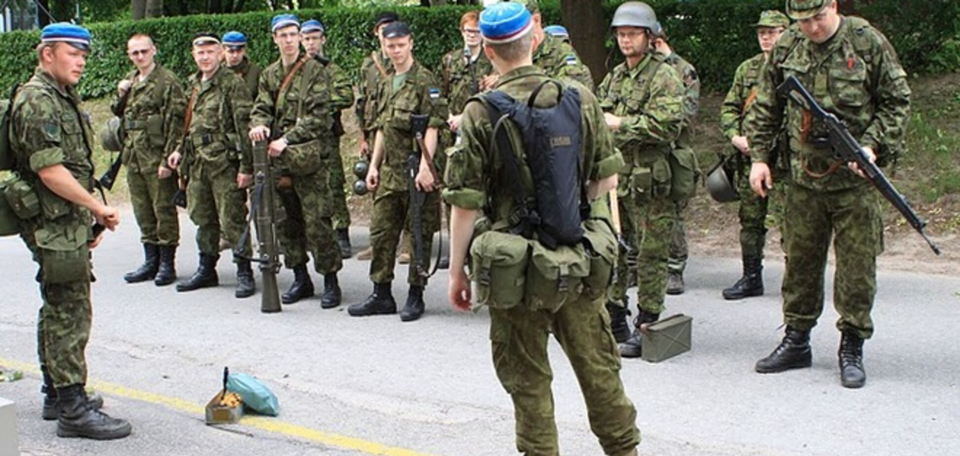 В Эстонии добровольцы начали готовиться к войне с РФ – западные СМИ