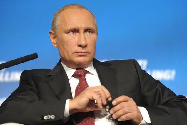 Путин своей речью дал понять, что нужно скупать доллары