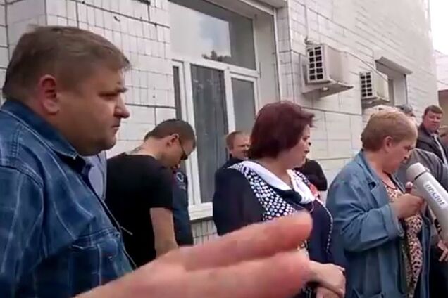 СМИ опубликовали видеодоказательство участия в митинге террористов без 5 минут нардепа от 59 округа