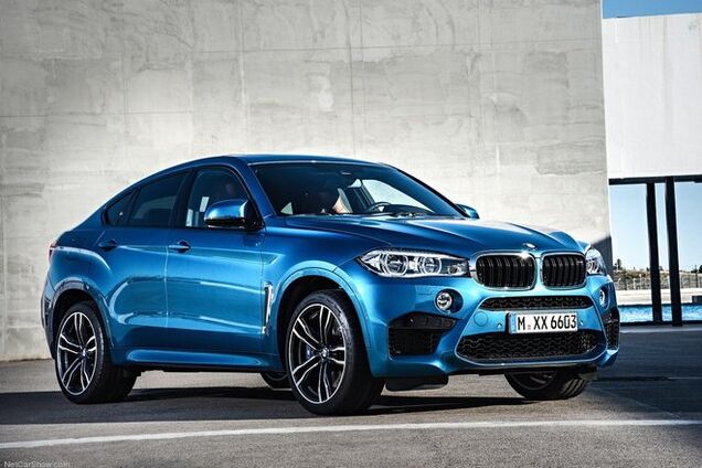 БМВ выпустила на дороги новые мощные кроссоверы X5 M и X6 M
