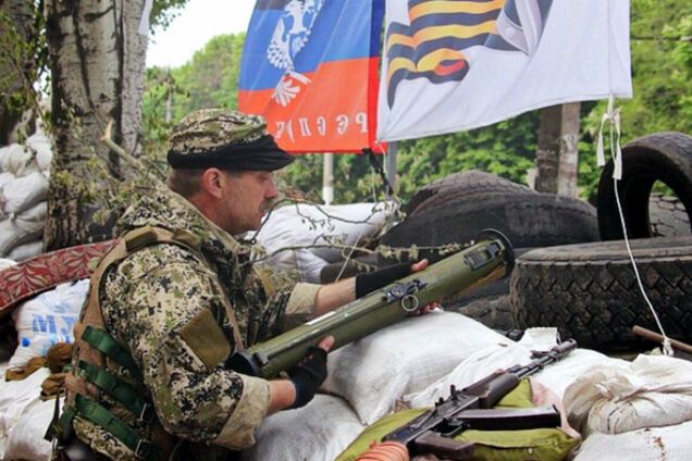 Ночью боевики обстреливали из 'Градов' позиции сил АТО и населенные пункты