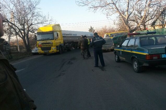 Військові в Маріуполі потрапили в ДТП