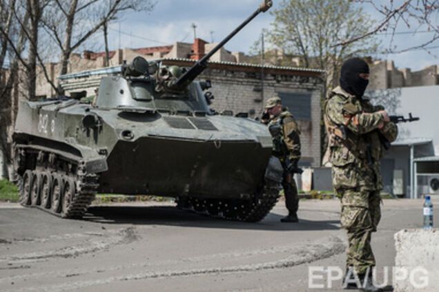 Бойовики захопили приміщення декількох держпідприємств Донеччини під стоянку для своєї військової техніки
