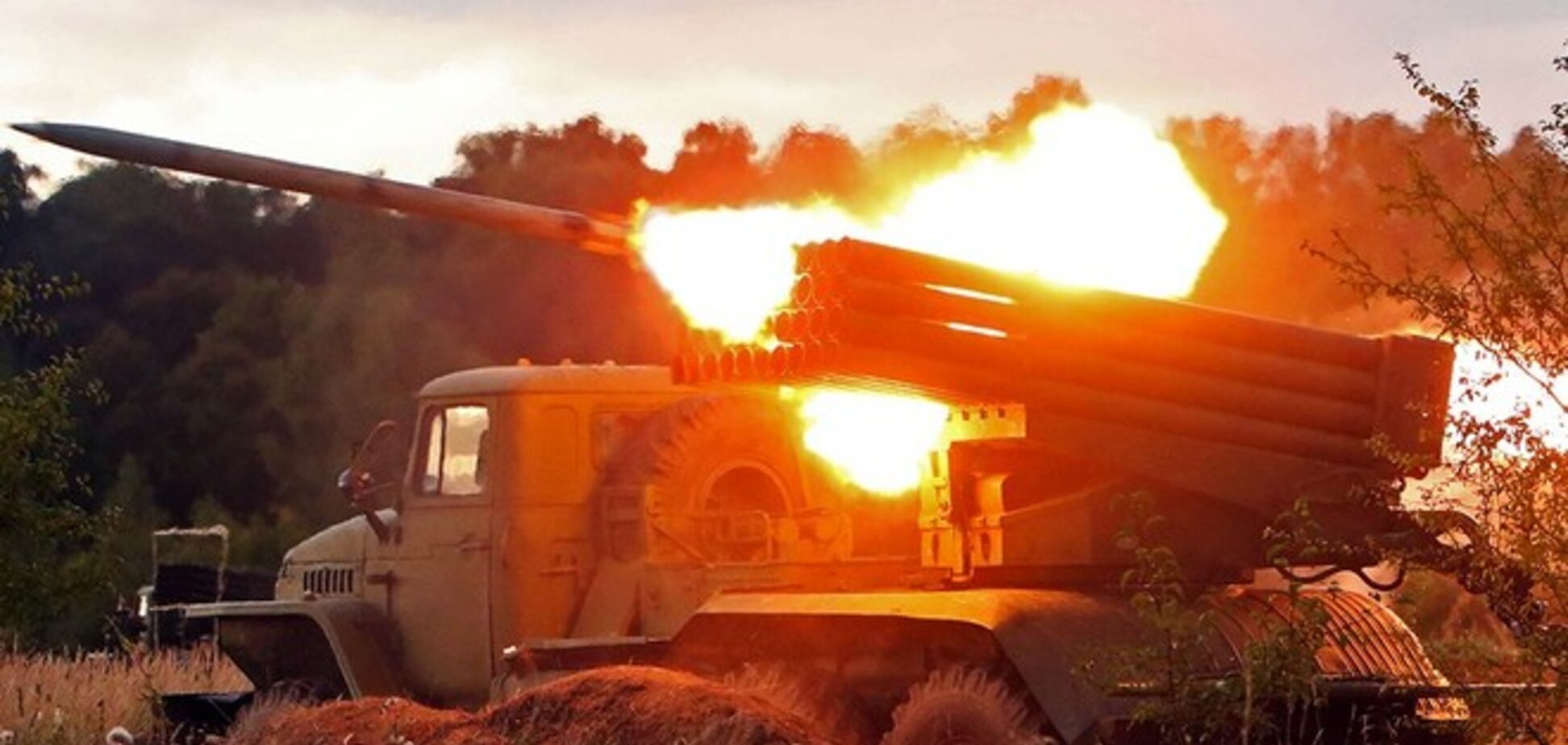 После недолгого затишья террористы возобновили артобстрелы на Луганщине