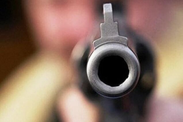 В Киеве в ювелирный магазин зашел странный грабитель