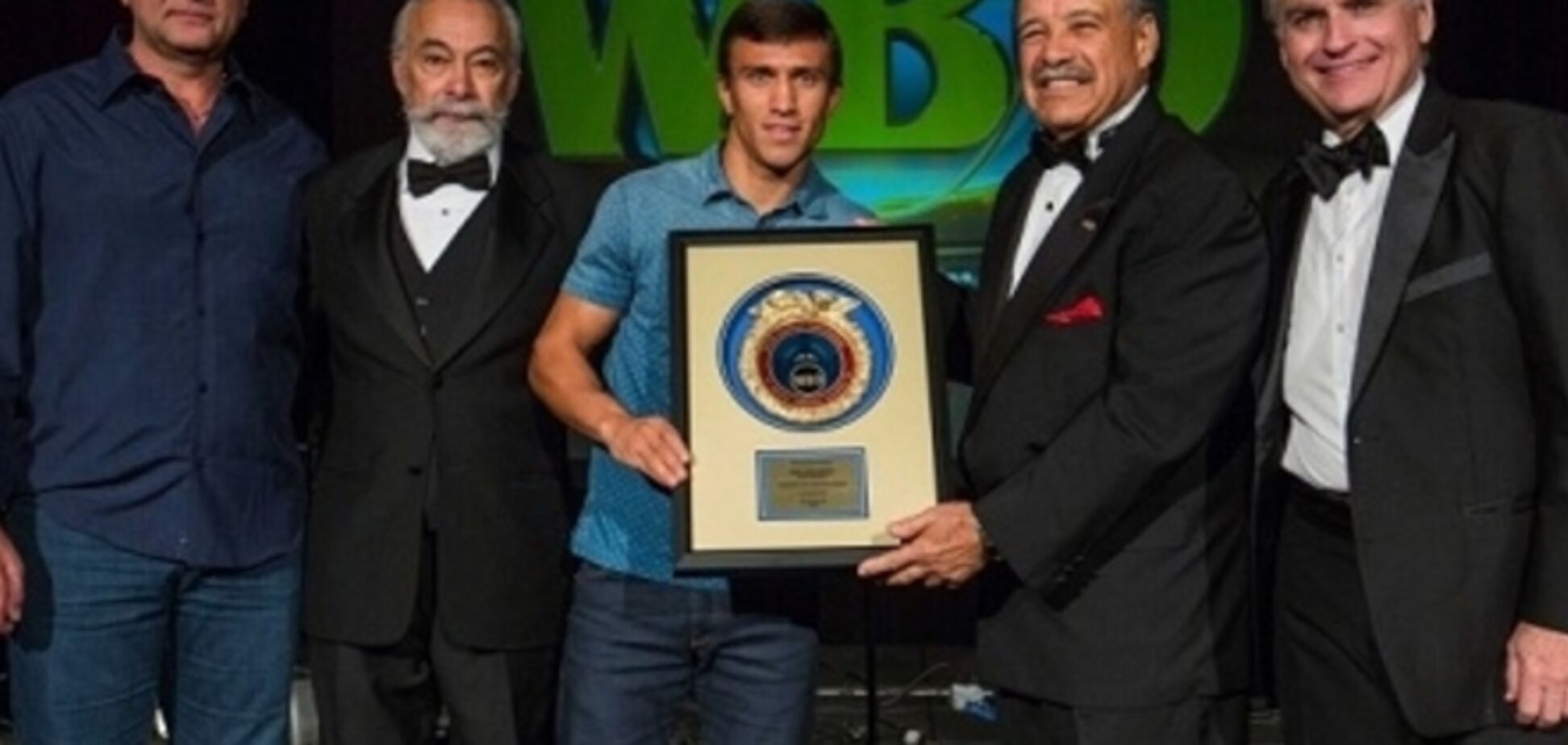 Украинец Ломаченко получил креативную награду от WBO