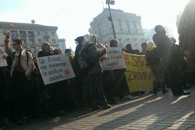 В Киеве создадут благотворительный фонд для восстановления сгоревшего 'Жовтня'