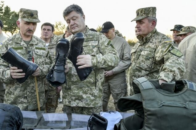 Как Порошенко проверял готовность армии к зиме: опубликованы фото