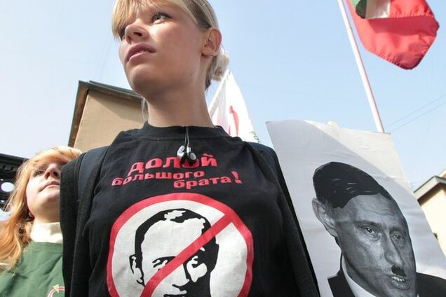 Песня о Путине и аннексии Крыма оказалась гимном Гитлерюгенда