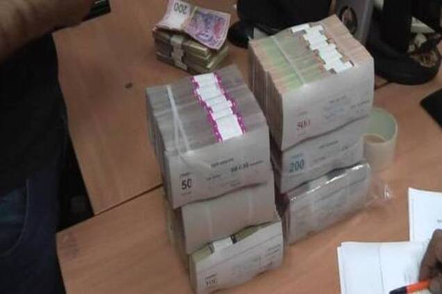 СБУ перекрыла канал финансирования террористов на Донбассе: опубликованы фото и видео