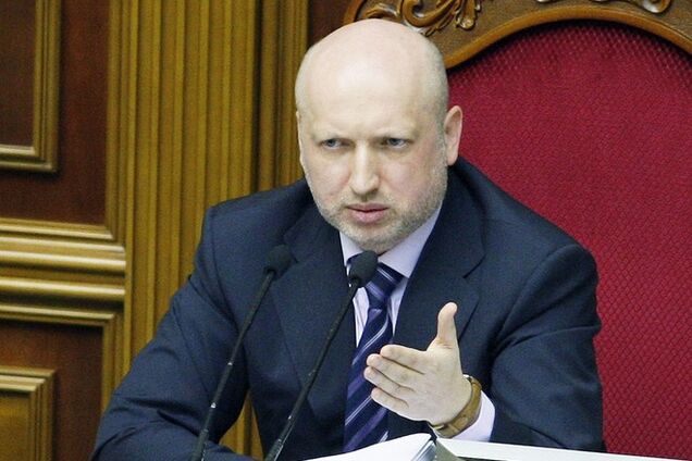 Турчинов поручил обнародовать имена депутатов, которые не будут голосовать за антикоррупционные законы