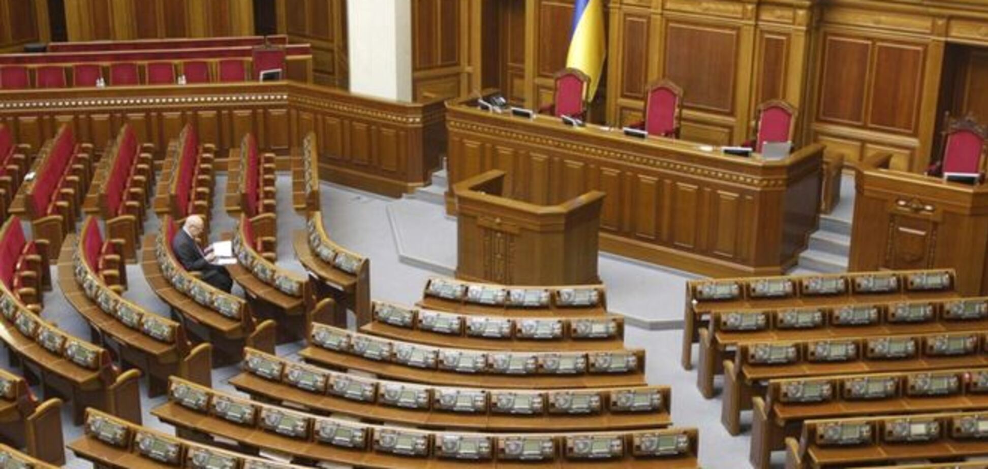 Эксперт: Яценюк имеет высокие шансы сохранить премьерский пост после выборов