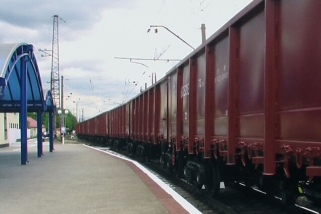 'Гієни' Іванчука лише на вантажоперевезеннях 'заробляють' на УЗ до 200 млн грн на місяць