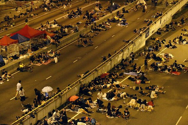Активисты сворачивают 'Майдан' в Гонконге