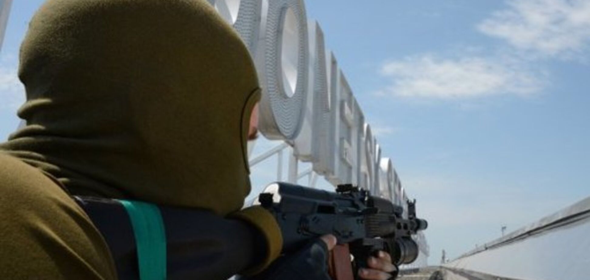 Продолжаются обстрелы сил АТО в донецком аэропорту и на блокпостах: один военный погиб