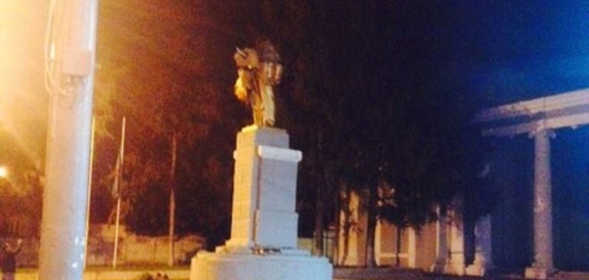За одну ночь на Харьковщине разрушили четыре памятника Ленину