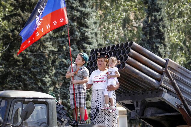 Один из лидеров 'ДНР' заявил, что самопровозглашенная республика не намерена присоединяться к России