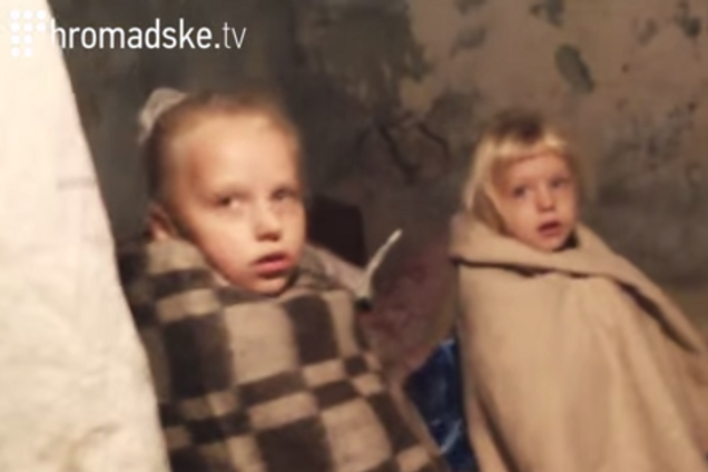 Появилось видео жизни донетчан в бомбоубежище