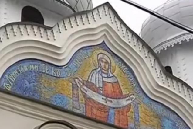 На Львівщині парафіяни виганяють священика за підтримку російських військ, молитви за Кирила та 'побиття хрестом'