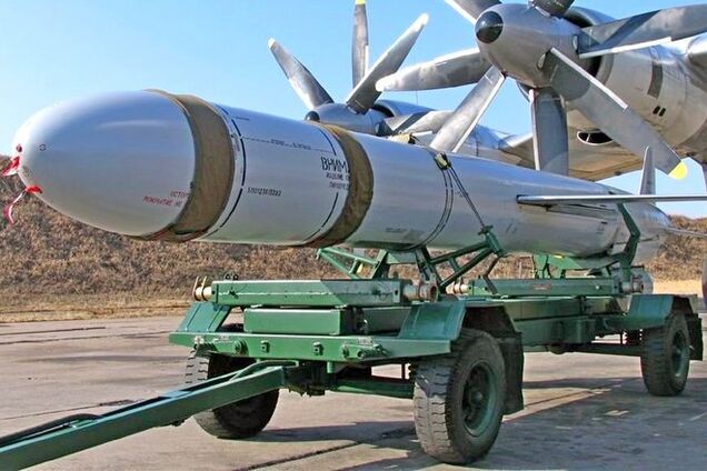 Военный эксперт признал за Украиной право на восстановление ядерного статуса