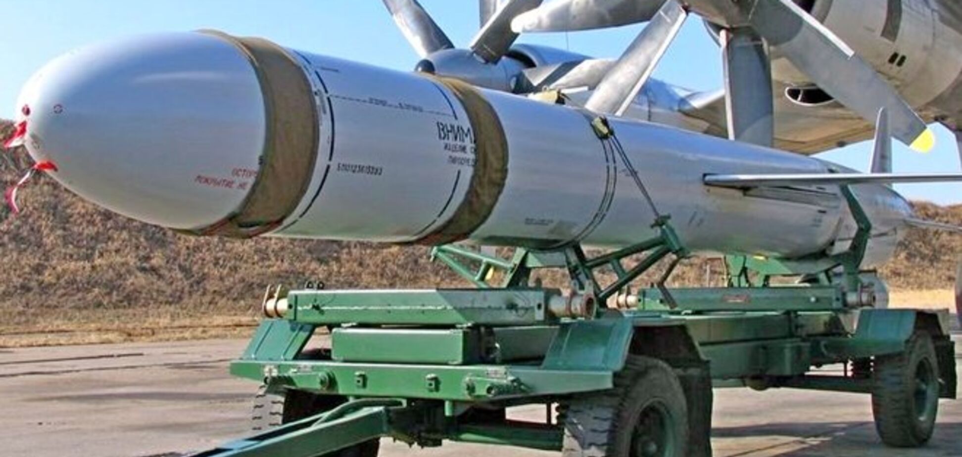 Военный эксперт признал за Украиной право на восстановление ядерного статуса 