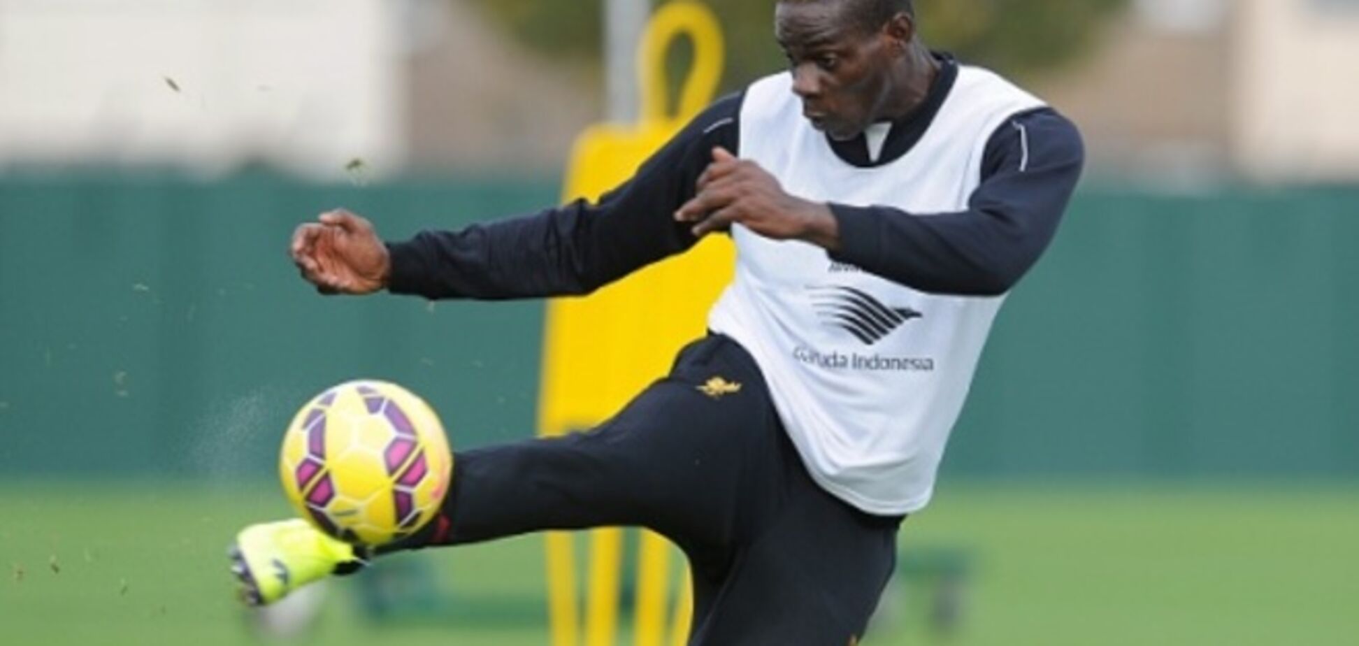 Появились фото сожженного дома Балотелли