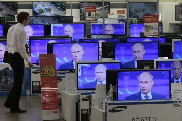 Медаль 'За отвагу' для сына Порошенко оказалась фейком кремлевских СМИ