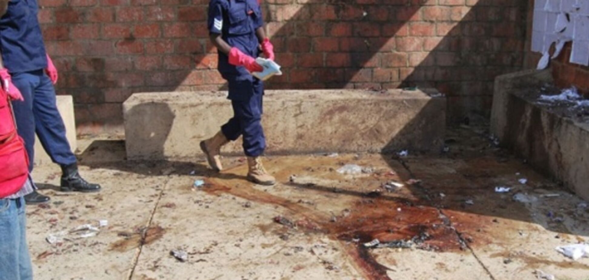 Террорист взорвал детей на школьной линейке в Нигерии: 47 погибших