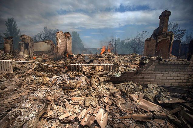 Террористы бомбят Станицу Луганскую: в поселке нет света, воды и тепла