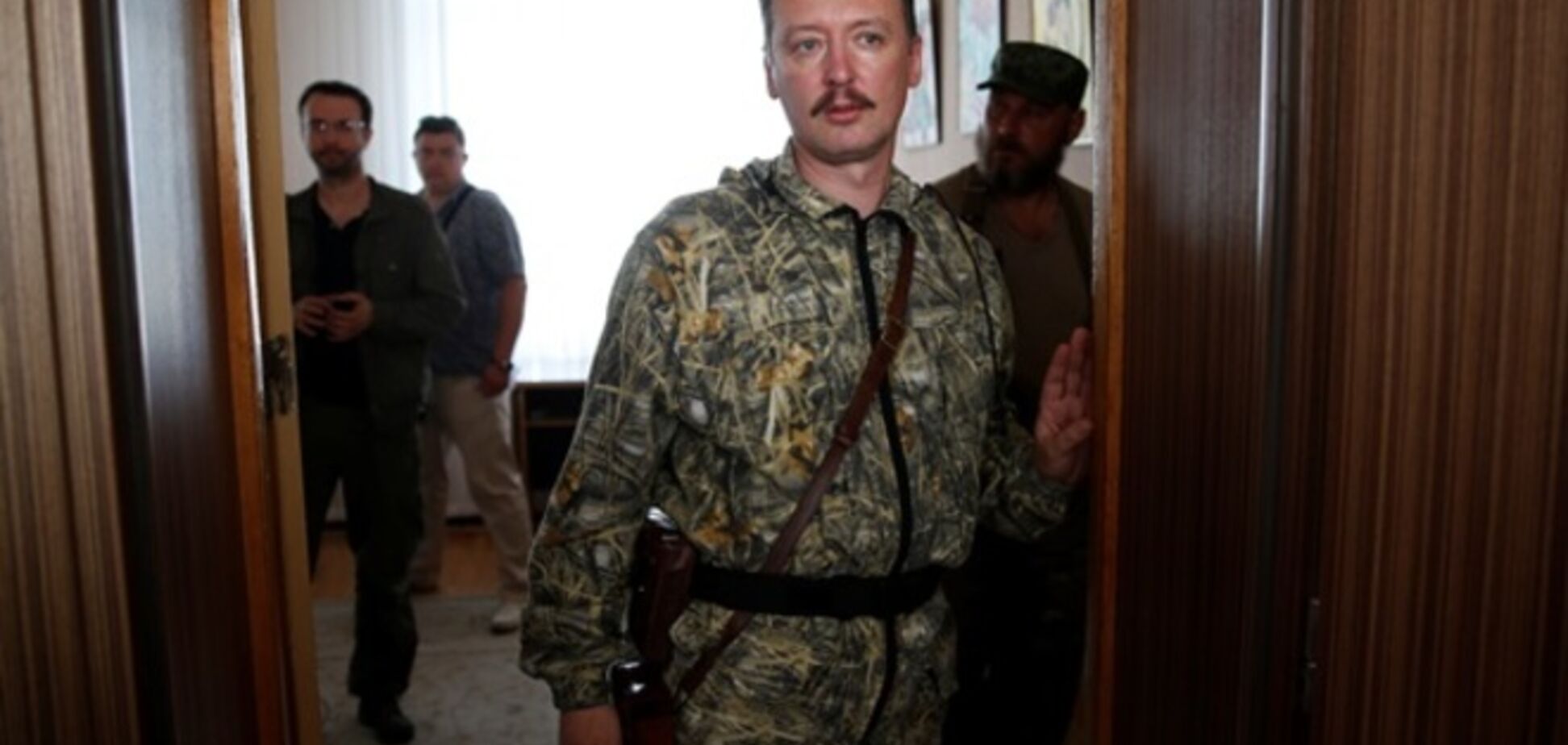 До Донбасса Стрелков руководил захватами военных объектов ВСУ в Крыму