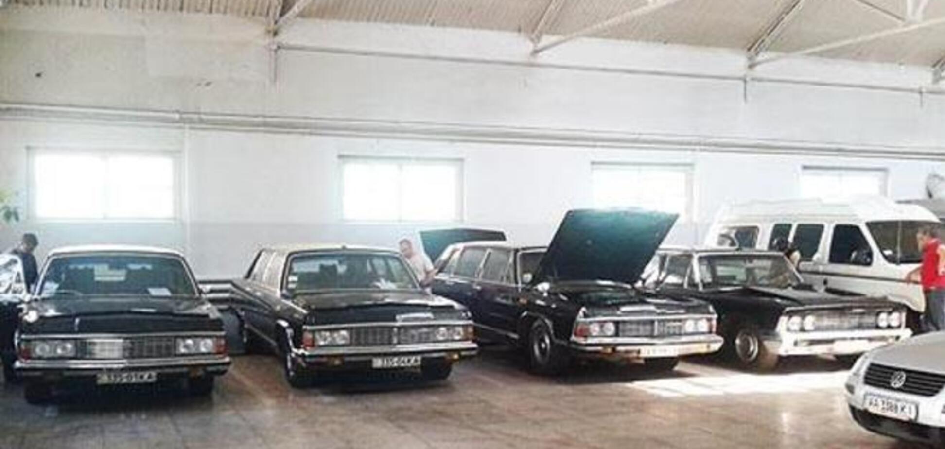 Кабмину не удалось распродать весь свой автопарк