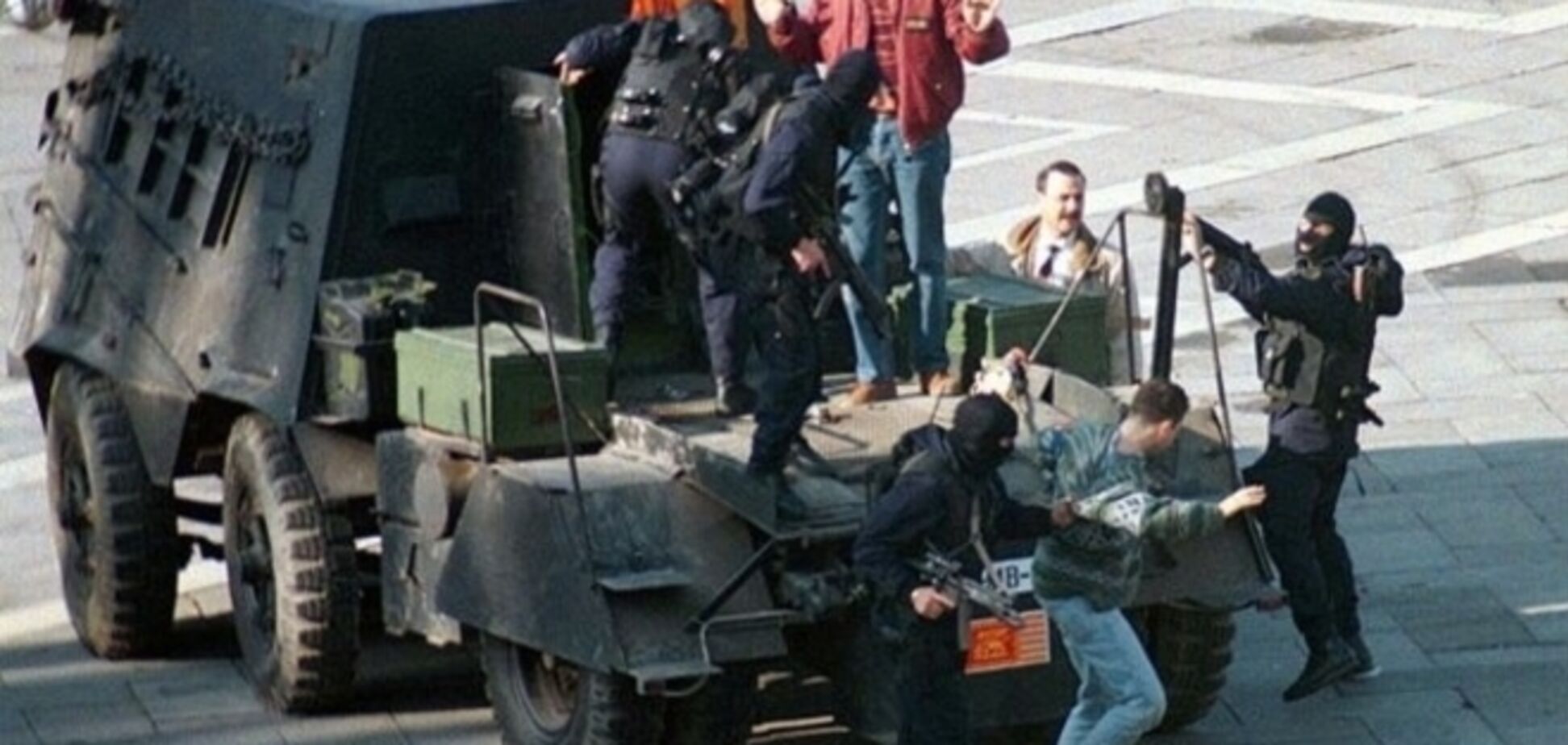 Европейские сепаратисты поздравляют с победой своих донбасских 'коллег'